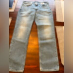 Men’s Levi’s 514 jeans. 36/32. Color: Sultan